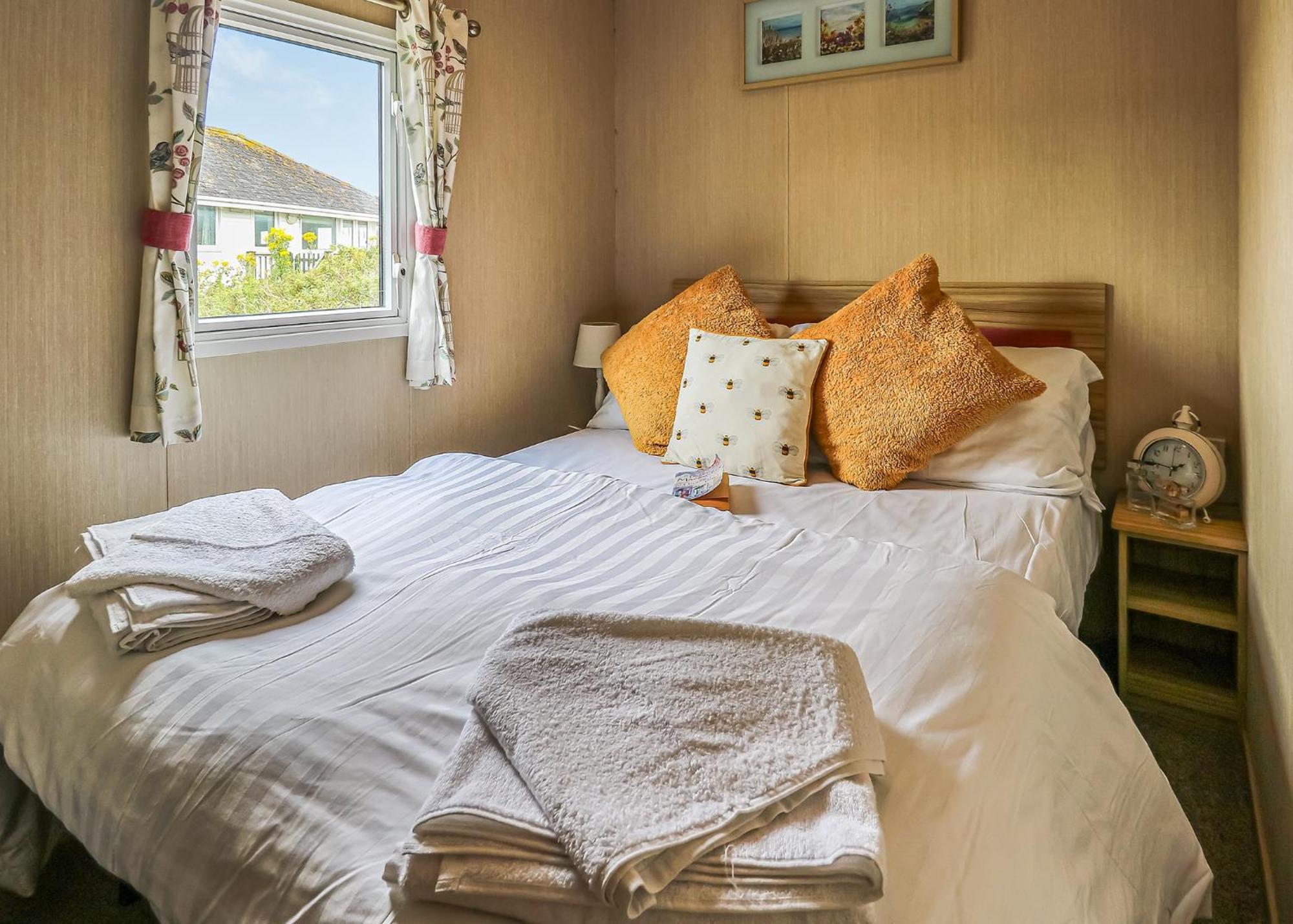Hotel Waters Edge Leisure Park à Cardigan Extérieur photo