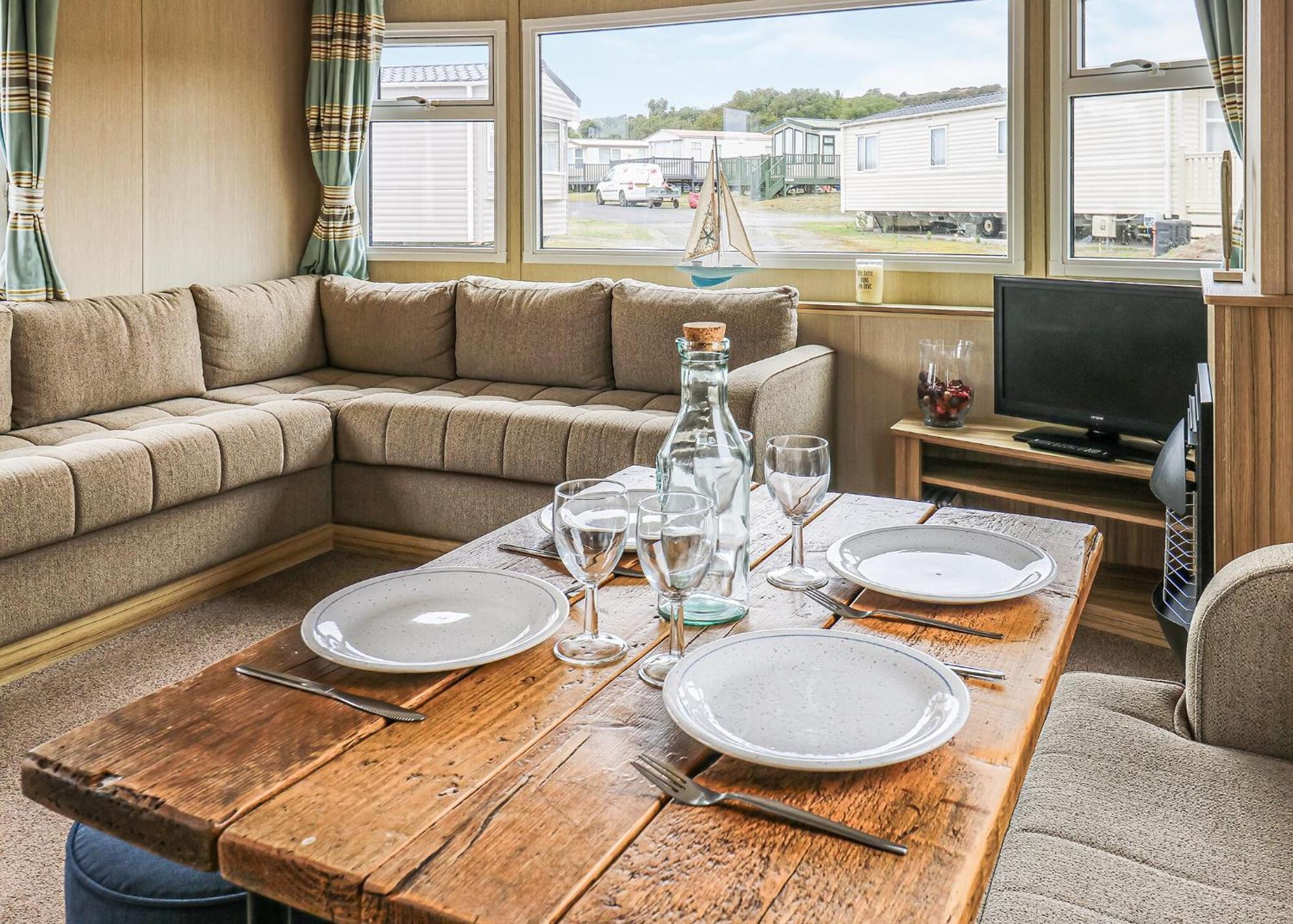 Hotel Waters Edge Leisure Park à Cardigan Extérieur photo